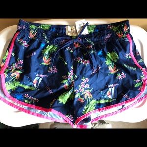 NWT Hollister ladies girls swim shorts Size Medium